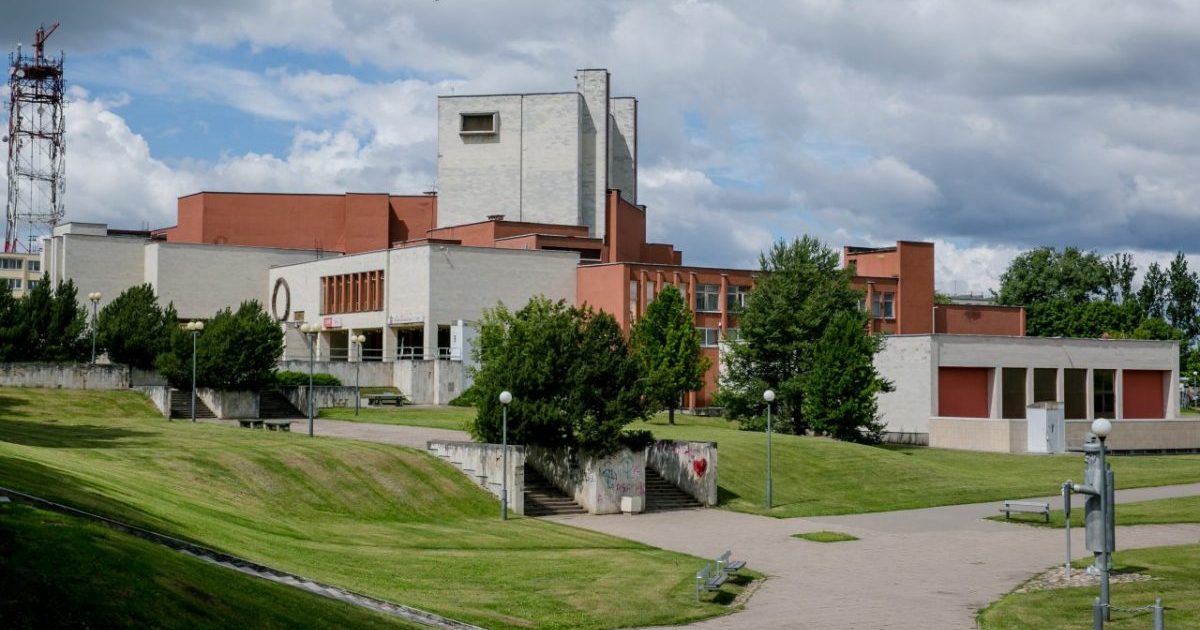 202007.24-::-panevezys-atsinaujina!-savivaldybe-pasirase-dvi-rangos-darbu-sutartis
