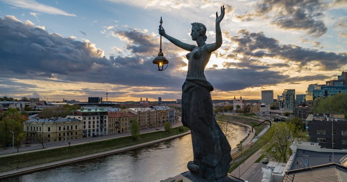 antrajai-koronaviruso-bangai-besiruosiant:-vilnius-skelbia,-kaip-gyvensime-iki-kaledu