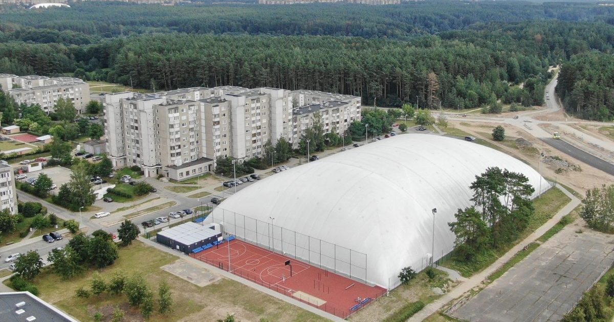 atidaromas-isskirtinis-futbolo-maniezas-pilaiteje