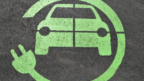 Pritarta Alternatyvių degalų įstatymui – transporto sektorius vystysis pagal Žaliąjį kursą