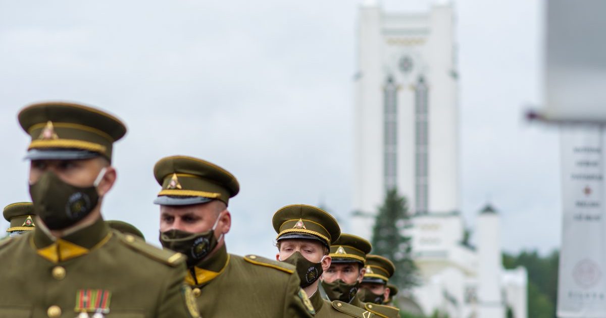marijos-gimimo-iskilmeje-–-sveikinimas-lietuvos-kariuomenei-ir-visu-vilties-padrasinimas