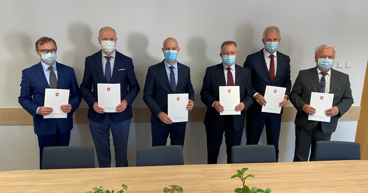 penkiu-pagrindiniu-salies-ligoniniu-vadovai-pasirase-bendradarbiavimo-susitarima