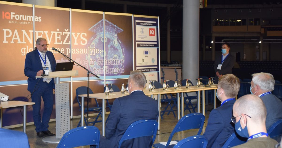 202009.25-::-iq-forume-–-panevezys-globaliame-pasaulyje