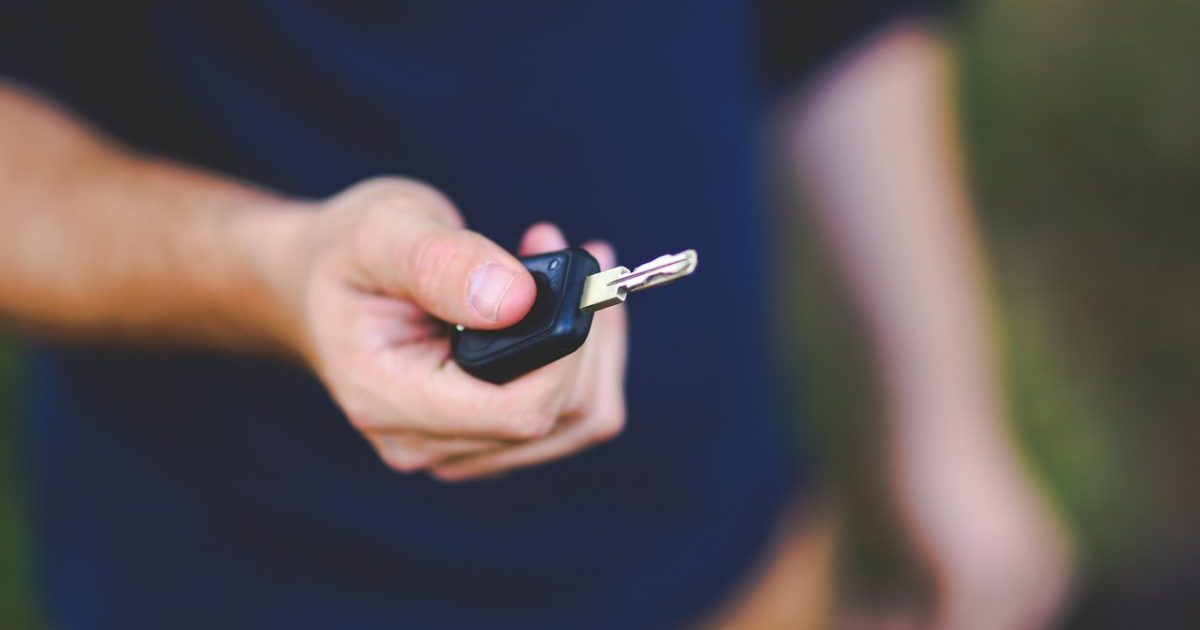 draudikai-fiksuoja-didziausia-pakaitiniu-automobiliu-poreiki-per-pusantru-metu