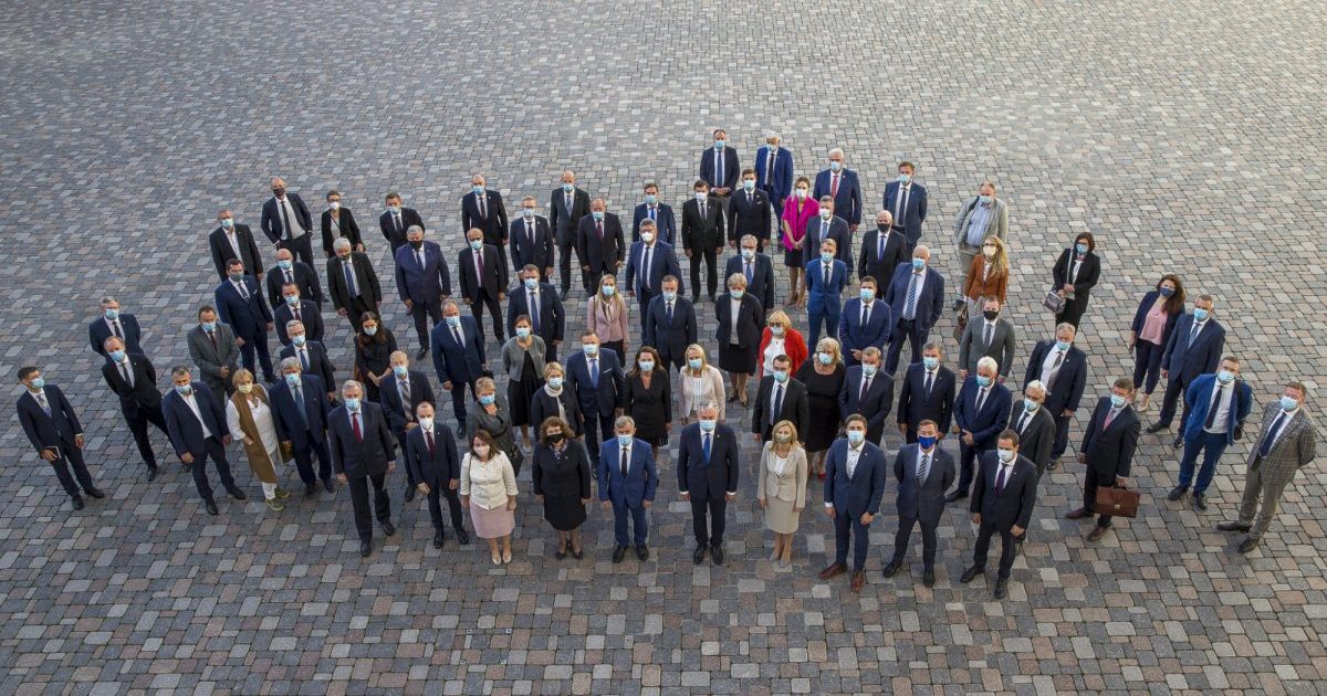 veiklos-30-meti-savivalda-pasitinka-sustiprejusi-ir-pasiruosusi-prisiimti-daugiau-atsakomybiu