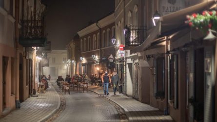Vilnius: barams – griežtesnės taisyklės, bet ne uždarymas