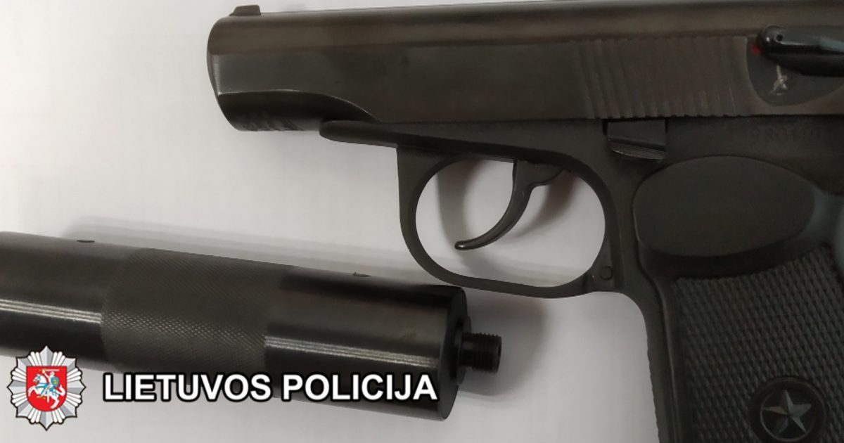 klaipedoje-sulaikyti-asmenys,-itariami-turto-prievartavimu-ir-pasikesinimu-padegti-svetima-turta