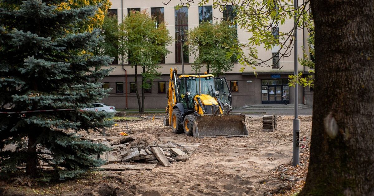 dar-maziau-nykiu-erdviu:-zaliakalnyje-atgyja-primirstas-skveras
