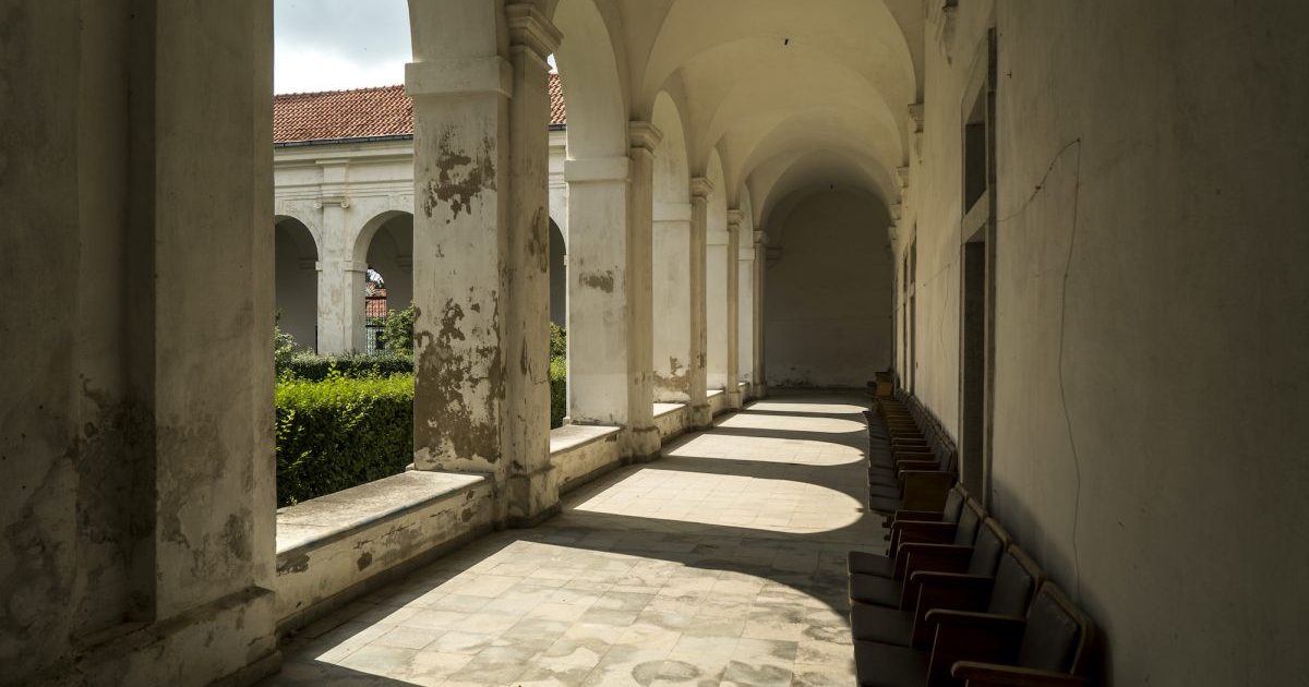 pazaislio-vienuolynas-pretenduoja-tapti-geriausia-2020-metu-europos-kino-lokacija