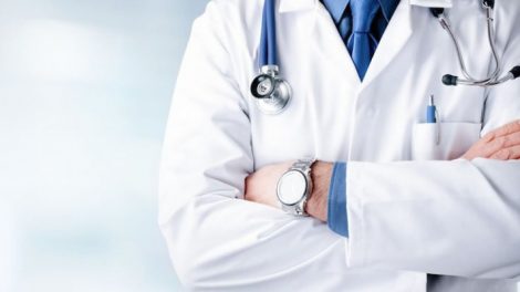 Alytaus miesto medikų gretas papildė septyni jauni gydytojai