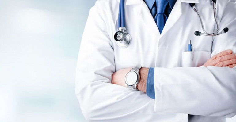 Alytaus miesto medikų gretas papildė septyni jauni gydytojai