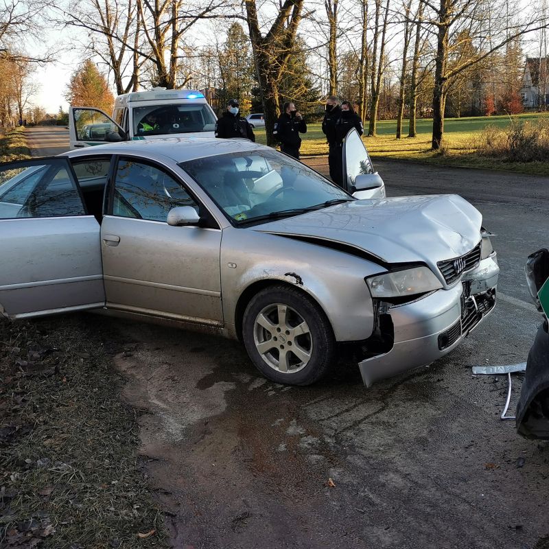 kai-nepavyko-pasprukti,-taranavo-policijos-pareigunu-automobili-(video)
