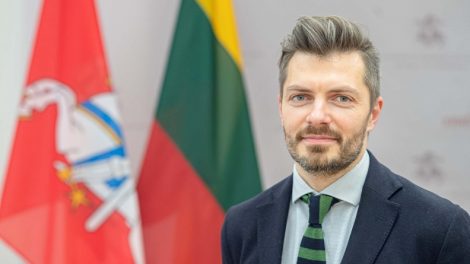 Krašto apsaugos viceministro pareigas  pradėjo eiti Margiris Abukevičius