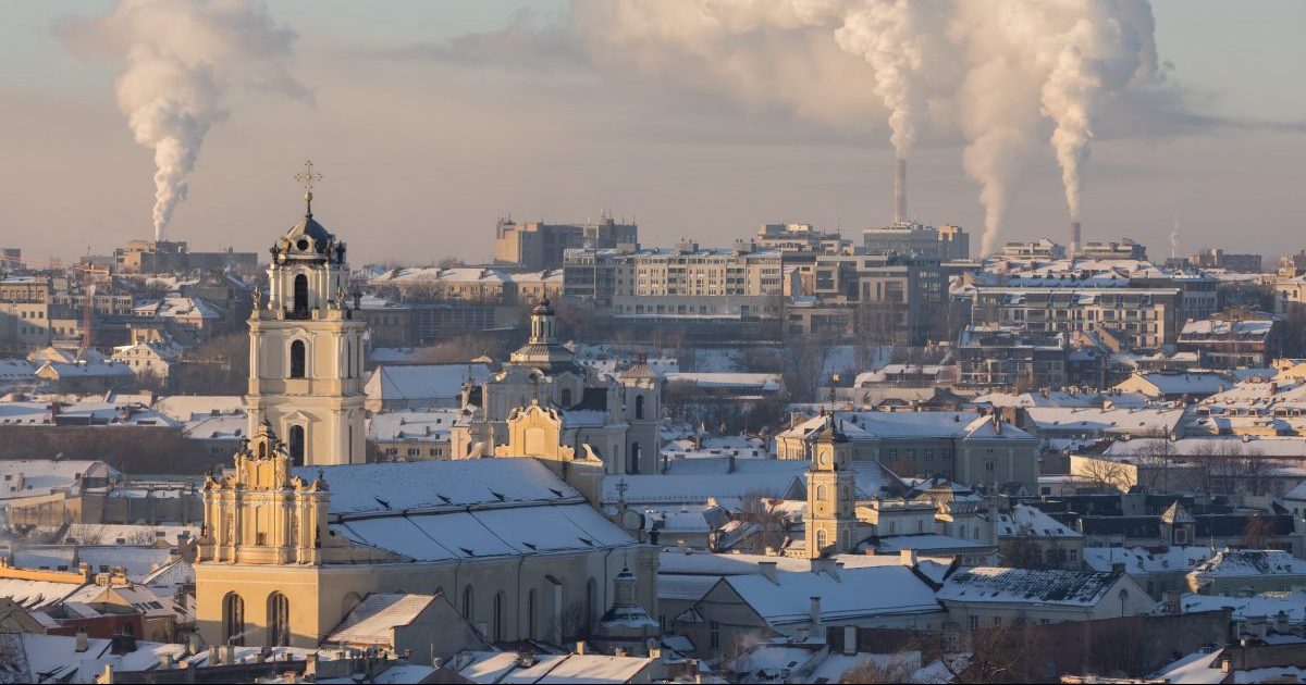 vilnieciams-silumos-kaina-mazeja-jau-21-menesi-is-eiles