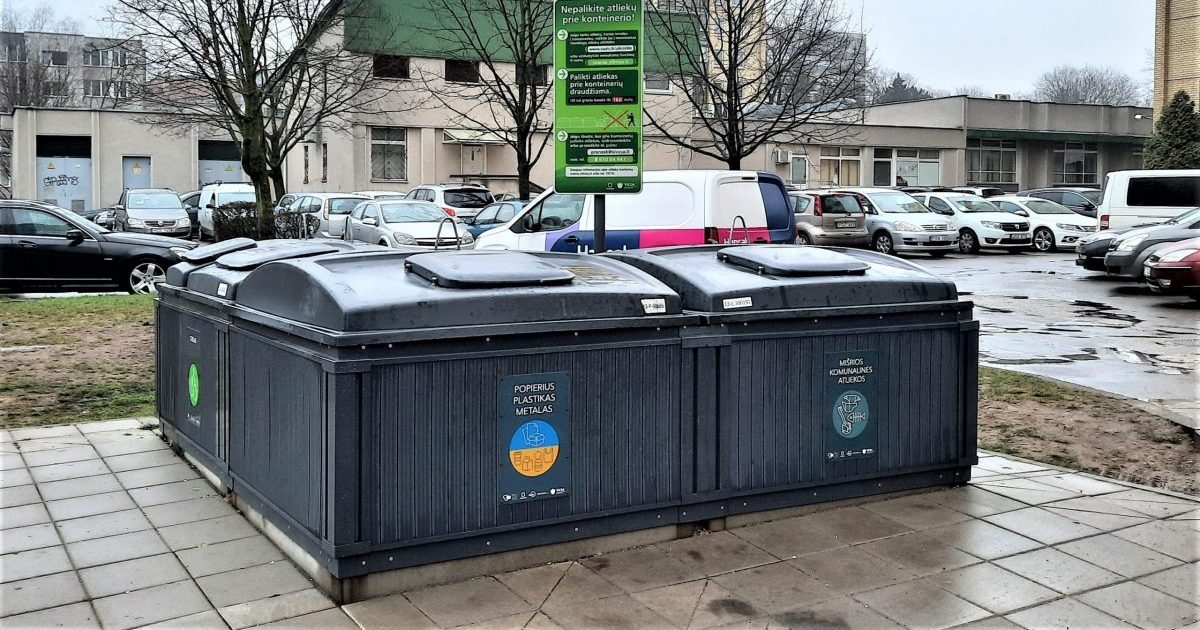 sostines-komunaliniu-atlieku-surinkimo-aikstelese-irengiami-informaciniai-stendai