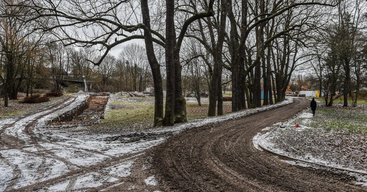 202101.12-::-panevezys-atsinaujina!-skaistakalnio-parke-vyksta-intensyvus-darbai