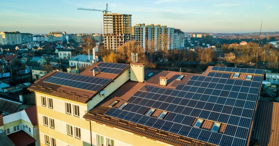 Saulės elektrinės verslui – ne tik ekologiškas, bet ir labai ekonomiškas sprendimas