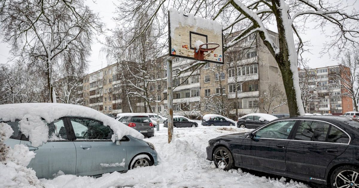 vilnius-nesitaikstys-su-netinkamai-priziurimais-kiemais-ir-saligatviais-–-rangovams-gresia-baudos