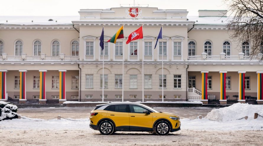 Elektrinis „Volkswagen“ visureigis ID.4 jau Lietuvoje