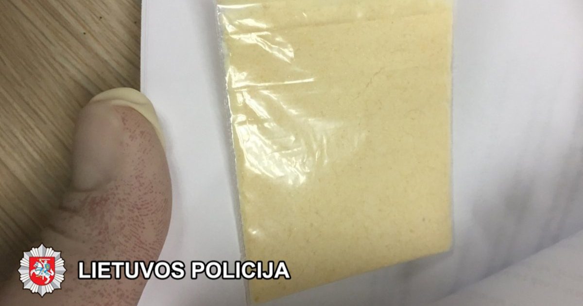 klaipedos-kriminalistai-sulaike-du-vyrus-itariamus-psichotropiniu-medziagu-kontrabanda-i-lietuva