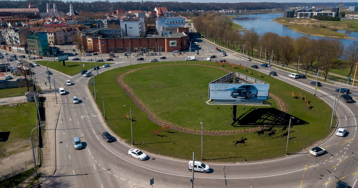 kelininkai-ruosia-neeilini-isbandyma:-iki-rudens-remontuos-viena-pagrindiniu-transporto-mazgu-miesto-centre