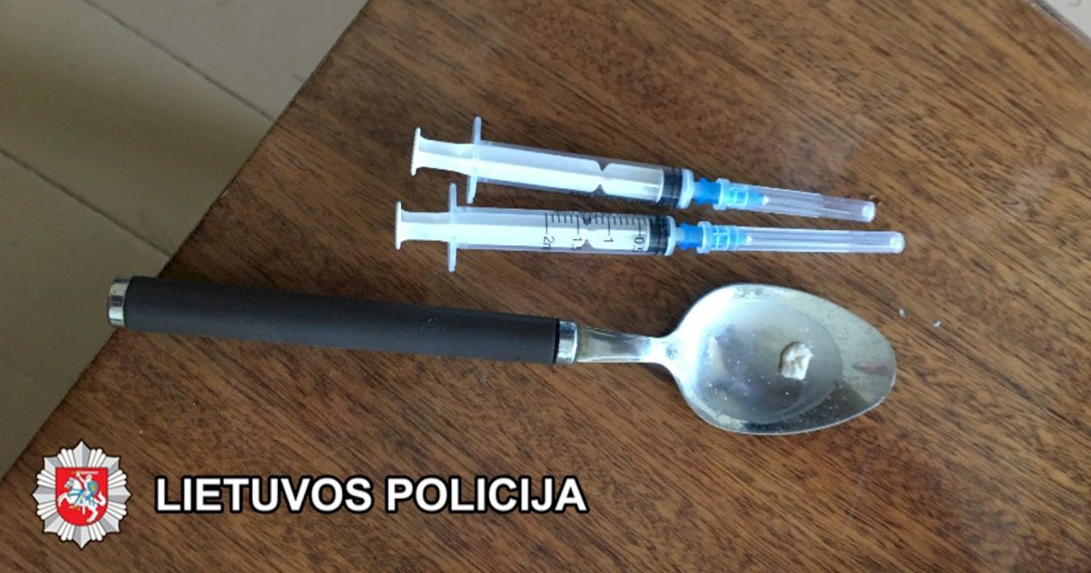 keturi-klaipedieciai-itariami-heroino-platinimu-veikiant-organizuotoje-grupeje