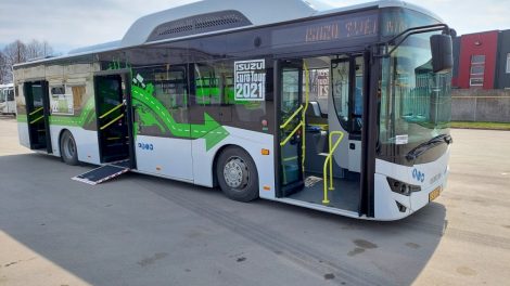 Į Šiaulių gatves išriedėjo bandomasis autobusas