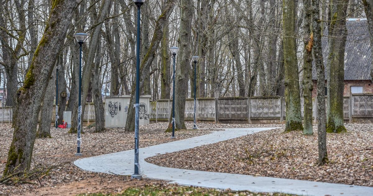 202105.07-::-skaistakalnio-parke-vyksta-intensyvus-atnaujinimo-darbai