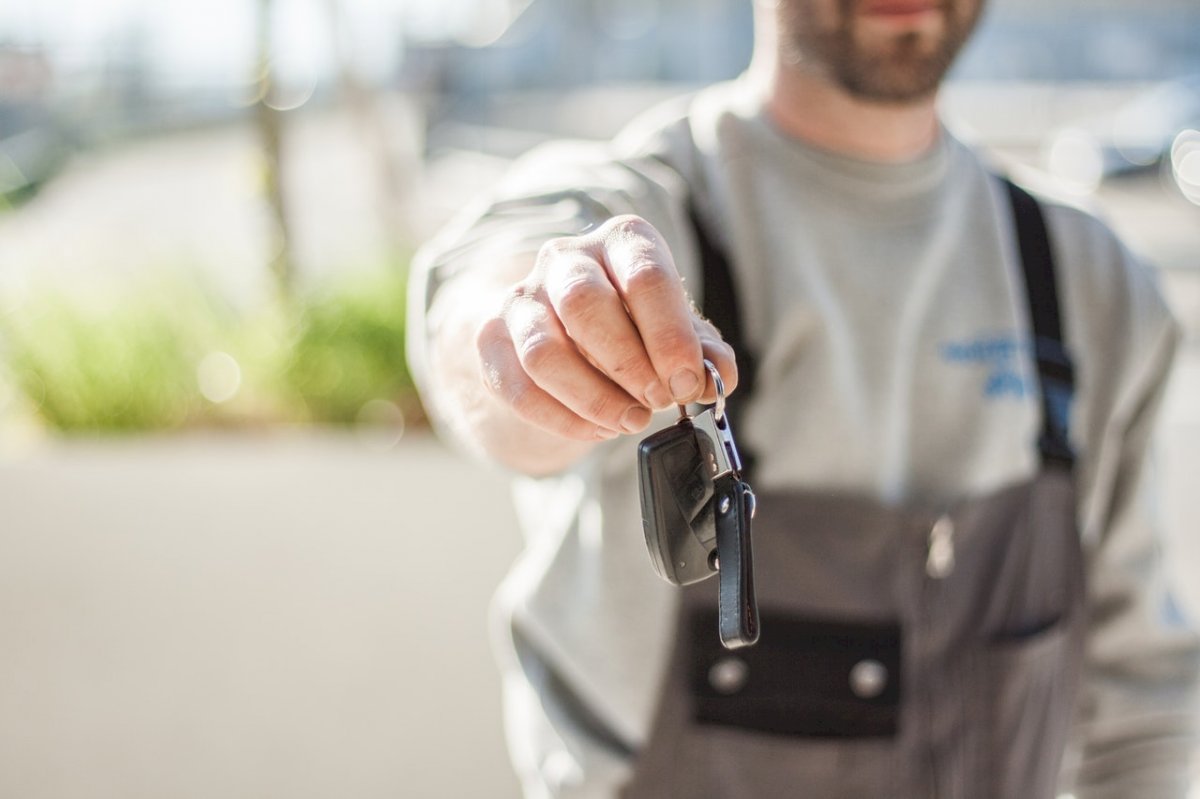 penkios-dazniausiai-pasitaikancios-apgavystes,-kuriomis-naudojasi-automobiliu-pardavejai