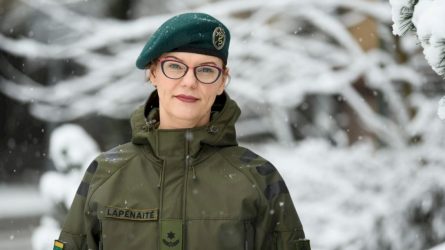Karo psichologė Danutė Lapėnaitė padeda ne tik kariškiams, bet ir jų vaikams