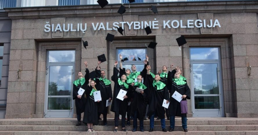 Šiaulių valstybinėje kolegijoje teikiami diplomai