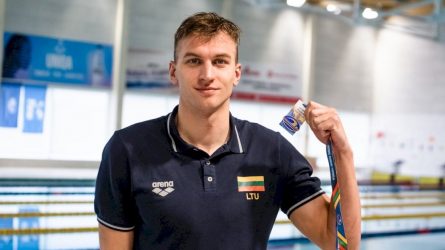Plaukikas Andrius Šidlauskas