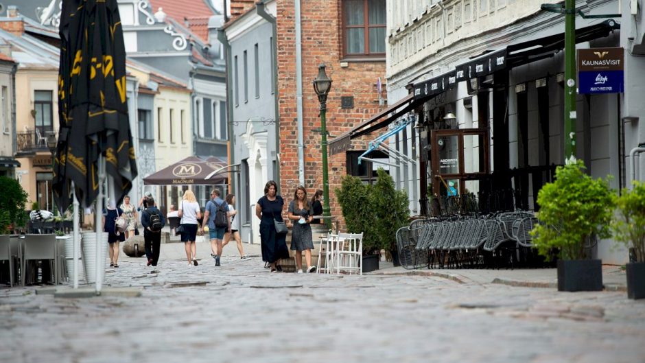 Darbų pradžią pasitinkanti Vilniaus gatvė ruošiasi laikinai užsiverti: po atnaujinimo bus patogu visiems