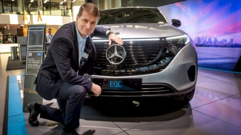 „Veho“ perka „Mercedes-Benz“ prekybos verslą Latvijoje