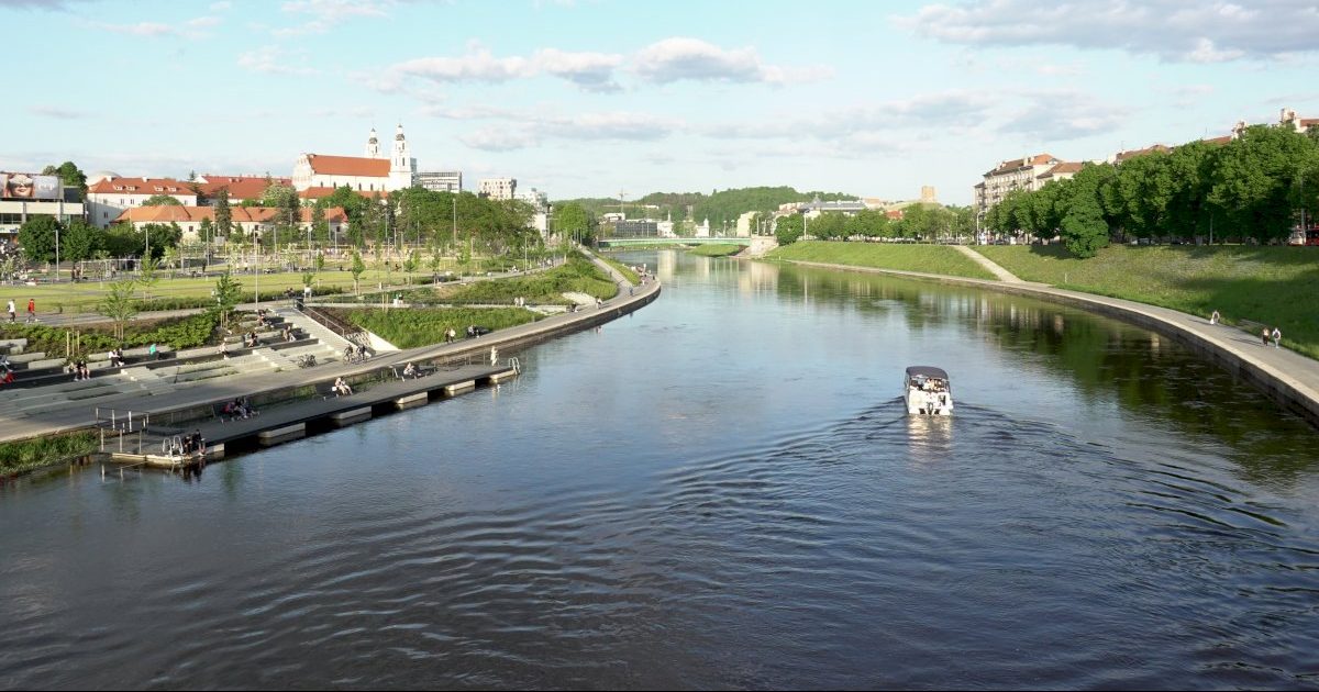 upe-grizta-vilnieciams-–-planuojami-kairiosios-neries-krantines-atnaujinimo-darbai