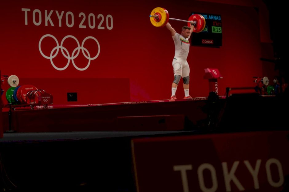 Tokijuje tikslą pasiekęs sunkiaatletis Arnas Šidiškis pakeliui olimpinės svajonės link per dieną yra kėlęs ir po 20 tonų