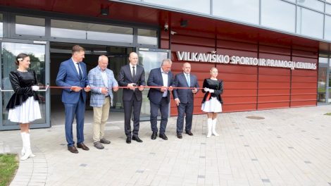Nuo šiol Vilkaviškis turės dar vieną traukos centrą – duris oficialiai atvėrė modernus sporto ir pramogų centras