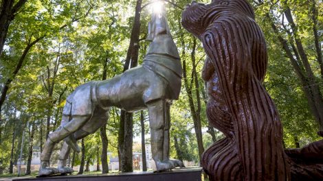 Menininkai naujai pažvelgė į Vilniaus simbolį