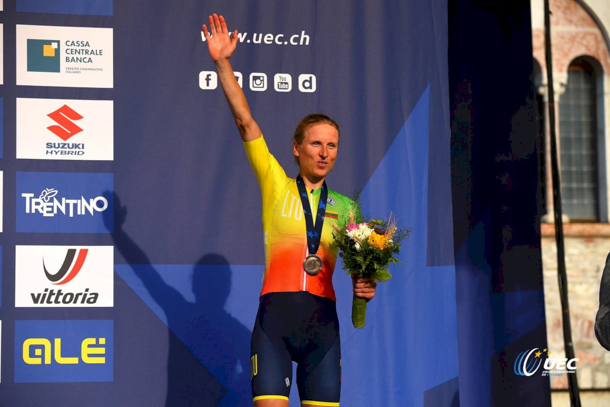 dviratininkei-r.-leleivytei-–-europos-cempionato-bronzos-medalis