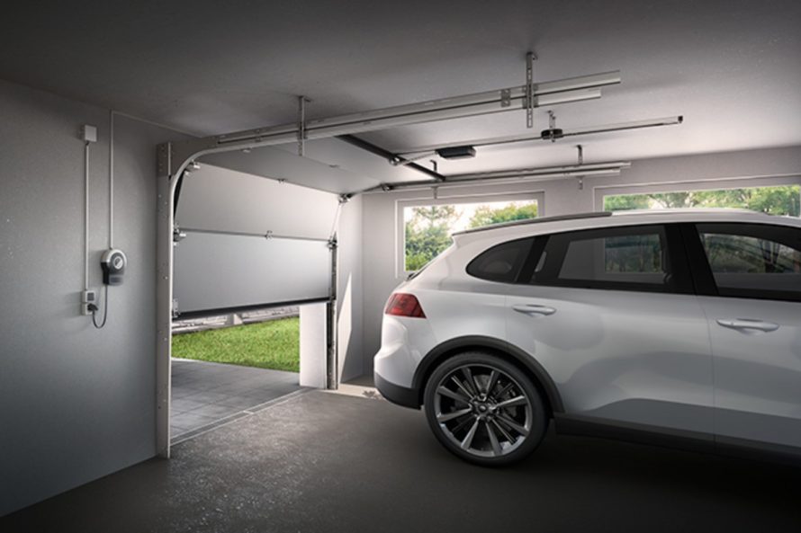 Garažo vartų automatika: pažangiausios technologijos Jūsų būstui
