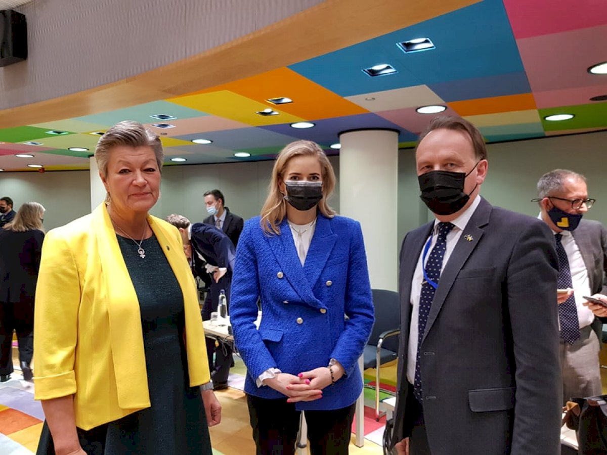 es-vidaus-reikalu-ministru-taryba-sutare-del-apsaugos-mechanizmo-ukrainos-pabegeliams