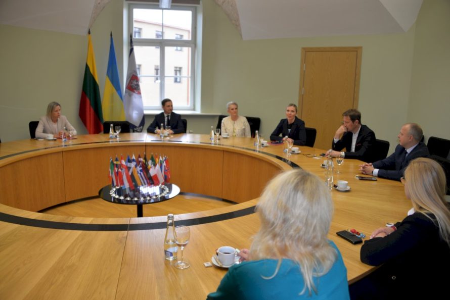 Ministrė A. Bilotaitė su naująja „Regitros“ valdyba aptarė įmonei keliamus ambicingus tikslus