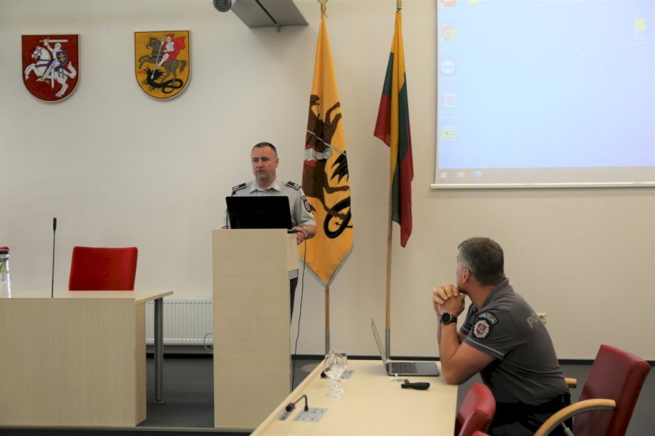 Susitikime su Lietuvos policijos generaliniu komisaru aptartas pasirengimas planuojamai policijos sistemos pertvarkai