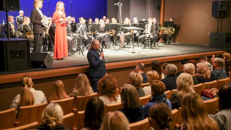 Panevėžio muzikiniame teatre vyko paramos Ukrainai koncertas