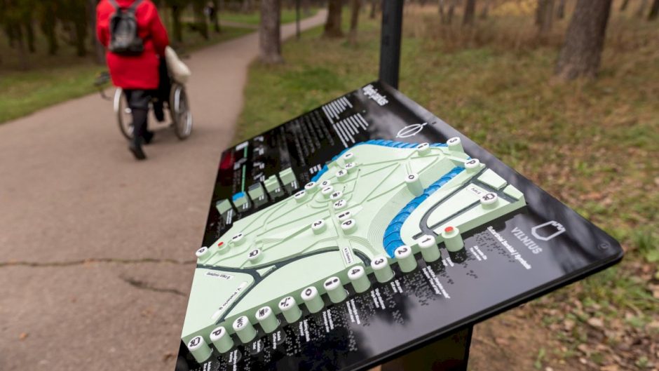 Vilniaus parkuose įrengiami universalaus dizaino žemėlapiai