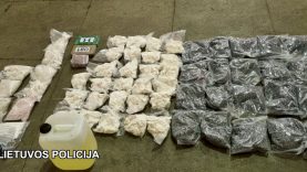 Sostinės kriminalistai sulaikė narkotinių medžiagų kontrabandą iš Nyderlandų Karalystės (video)