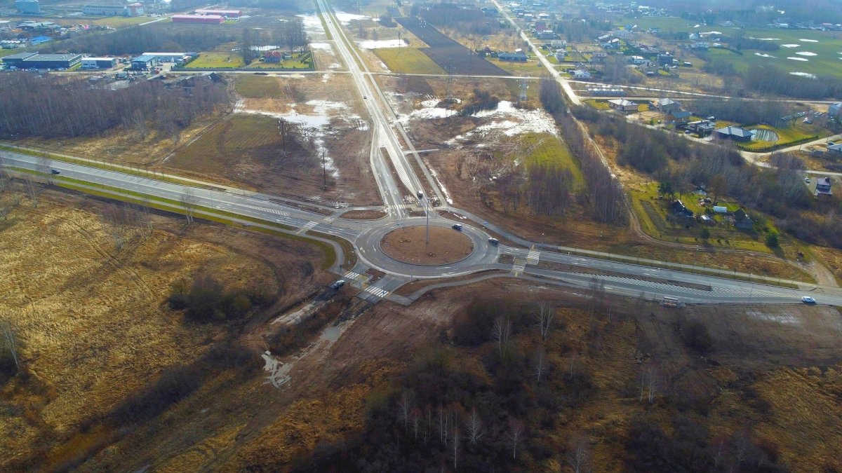 siauliuose-toliau-tiesiamas-pietrytinis-aplinkkelis,-igyvendinamas-ir-lietuvos-kariuomenei-svarbus-susisiekimo-projektas