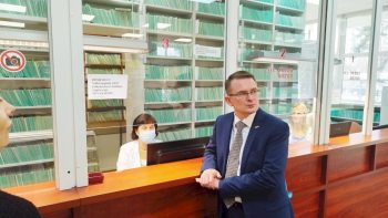 Sveikatos apsaugos ministras A. Dulkys su Mažeikių gydytojais aptarė biurokratizmo mažinimo priemones