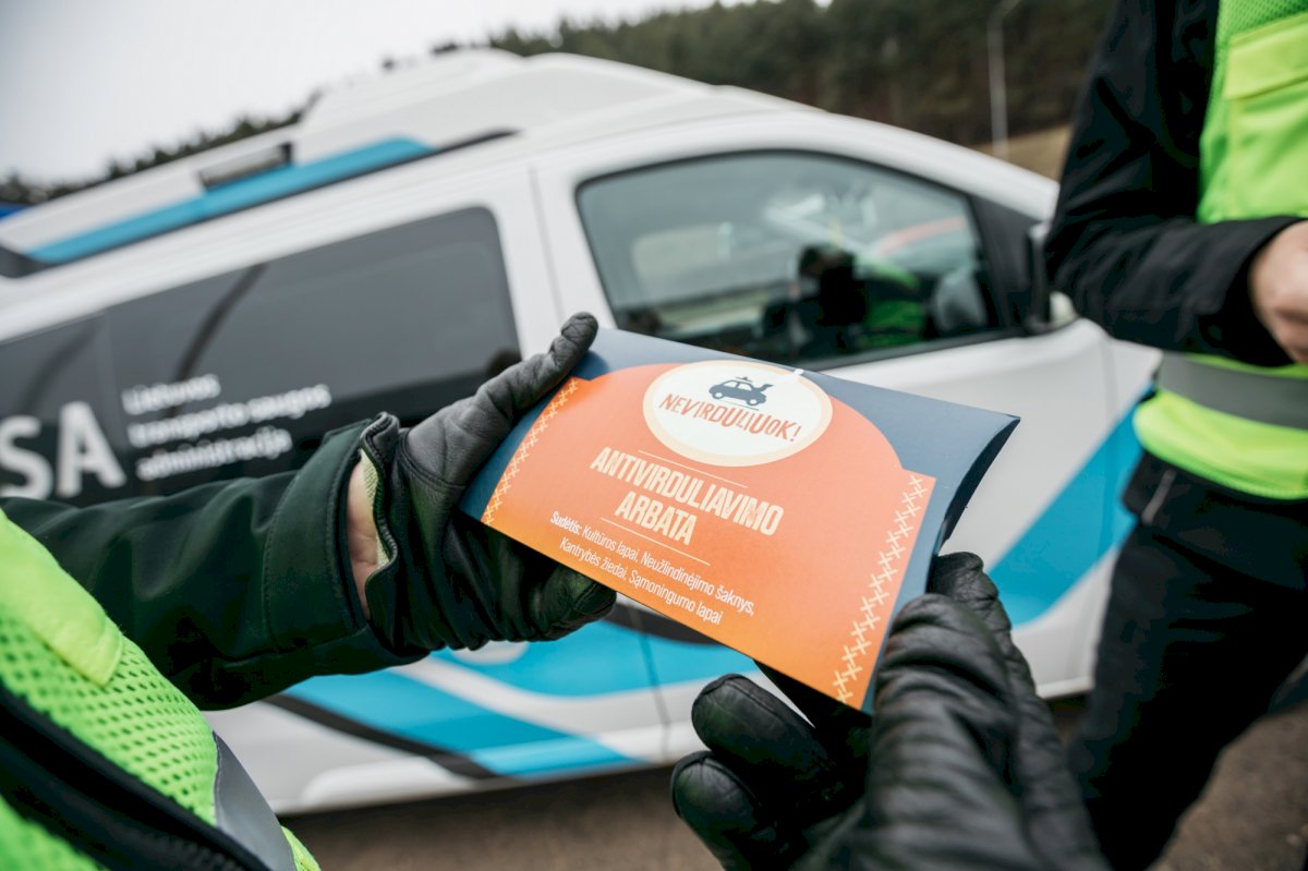 isskirtine-zinute-i-netiketa-reida-patekusiems-vairuotojams