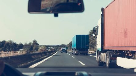 Kaip patikrinti sunkvežimio techninę būklę prieš kelionę?
